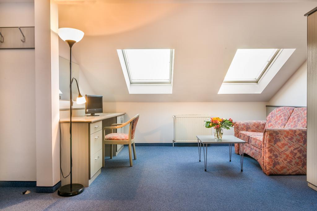Hotel Am Bonhoefferplatz Dresden Ngoại thất bức ảnh