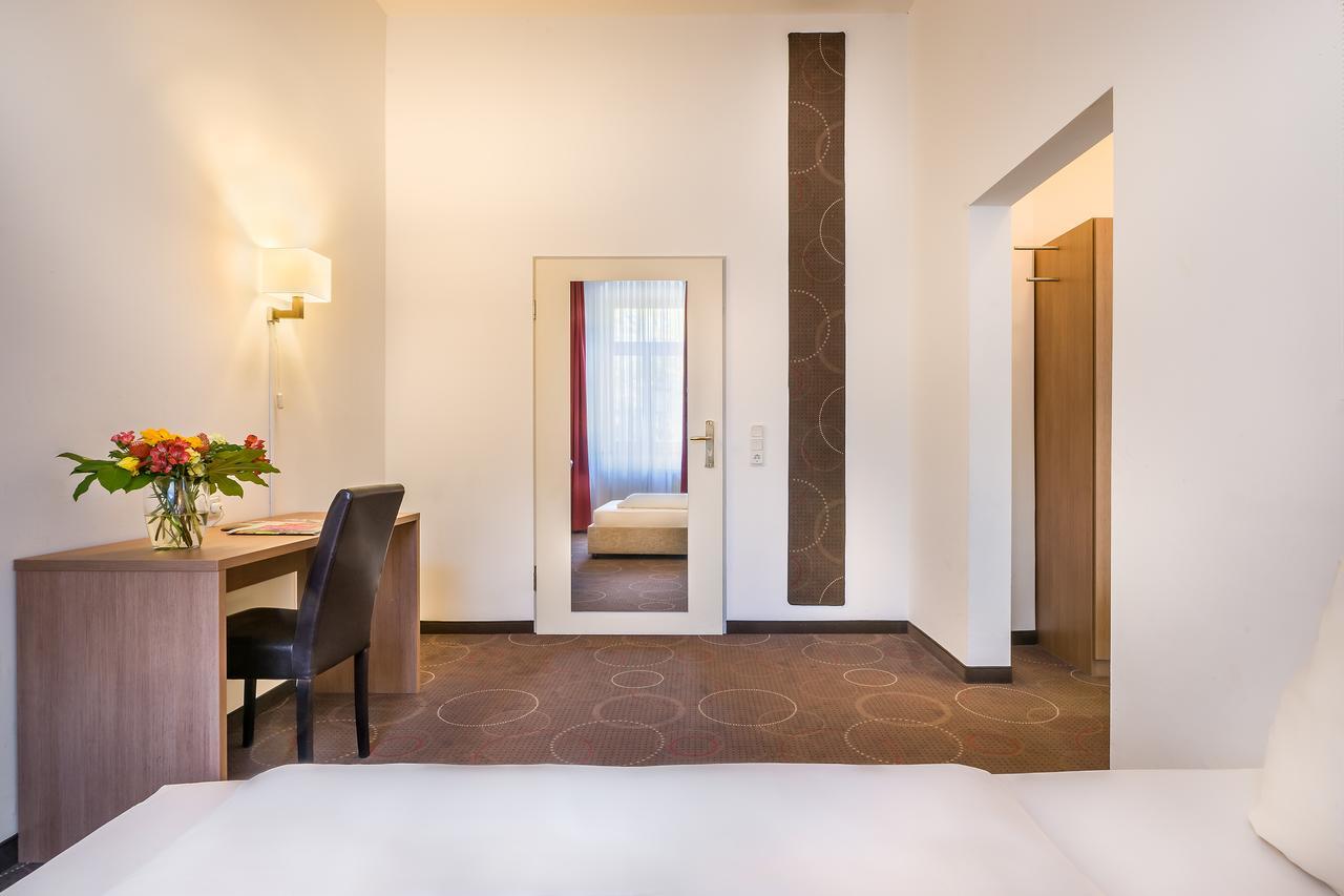 Hotel Am Bonhoefferplatz Dresden Ngoại thất bức ảnh